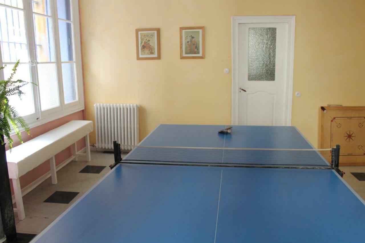 Les Loges De La *